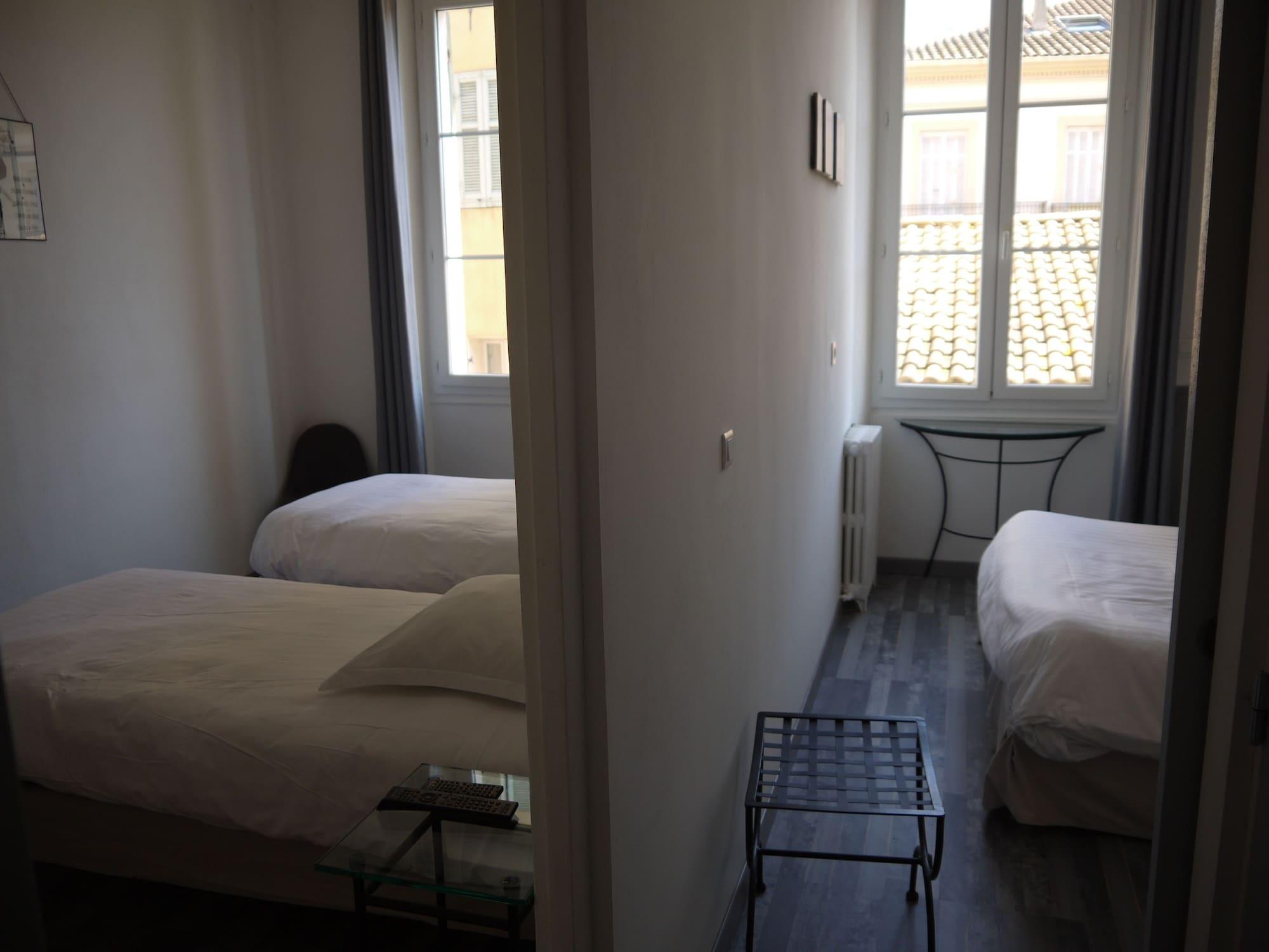Hotel Portalet Hyères المظهر الخارجي الصورة