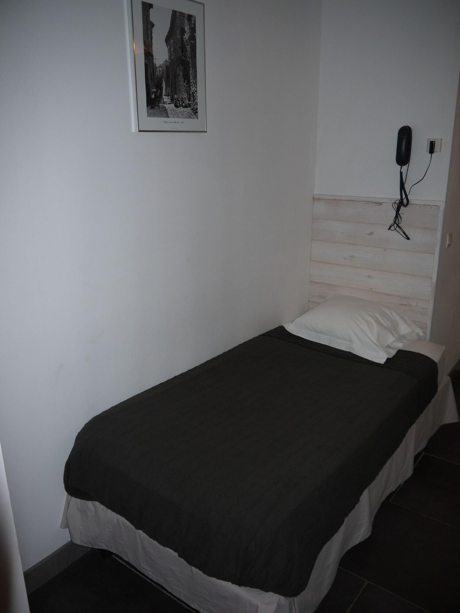 Hotel Portalet Hyères المظهر الخارجي الصورة