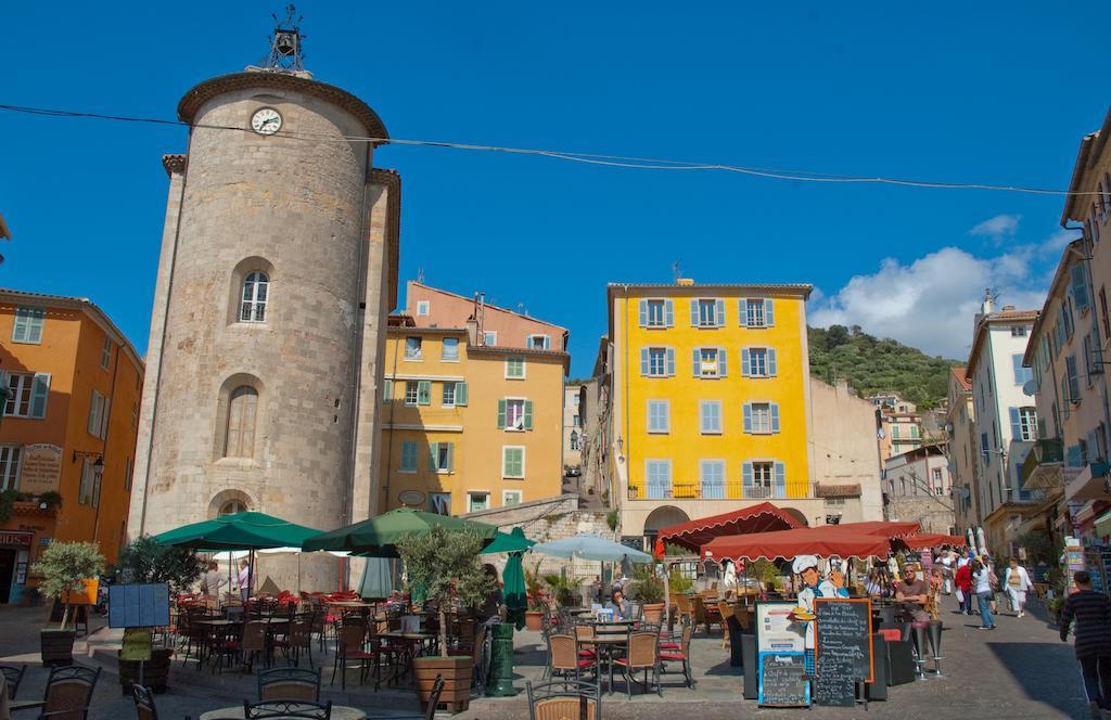 Hotel Portalet Hyères المظهر الخارجي الصورة