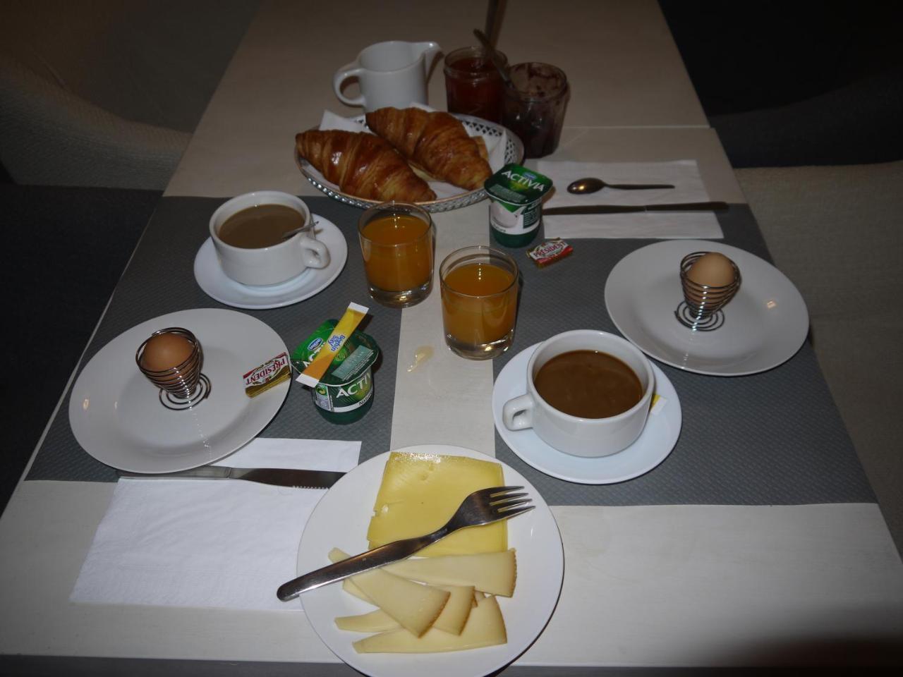 Hotel Portalet Hyères المظهر الخارجي الصورة