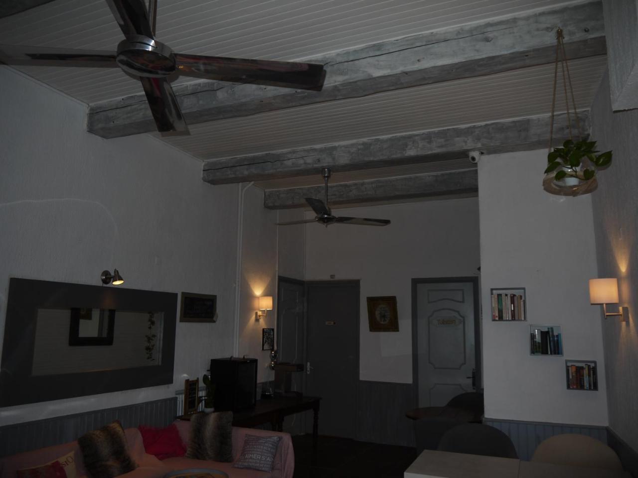 Hotel Portalet Hyères المظهر الخارجي الصورة