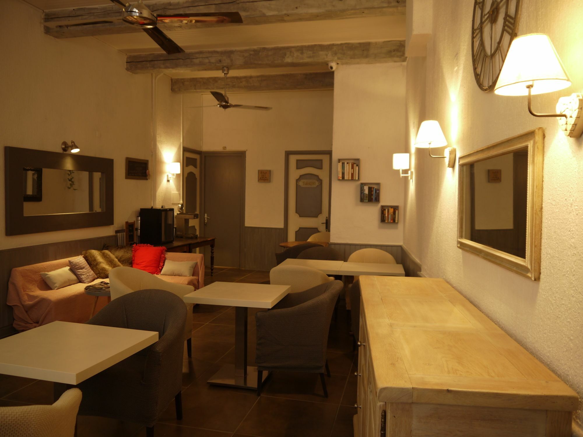 Hotel Portalet Hyères المظهر الخارجي الصورة
